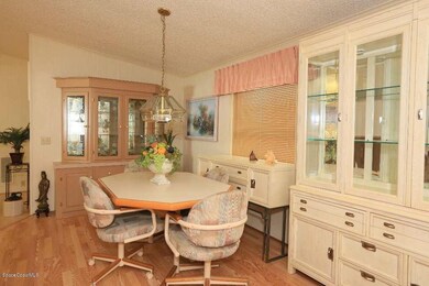 7677 Longhorn - Dining Room - View 1