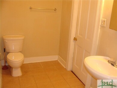 124 E Henry St unit D, Savannah, GA 31401 - photo 6