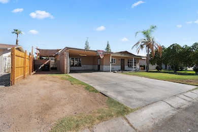 2556 W 14th St, Yuma, AZ 85364 - photo 2