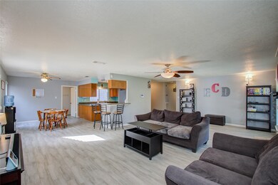 15327 Meadow Village Dr, Houston, TX 77095 - photo 3