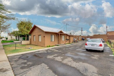 7021 N 55th Dr, Glendale, AZ 85301 - photo 2