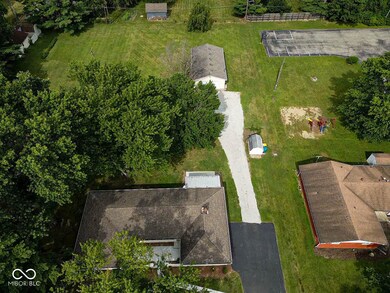 207 Vestal Rd, Plainfield, IN 46168 - photo 3