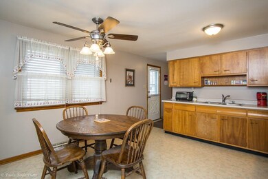 138 S Chase Dr, Crown Point, IN 46307 - photo 4