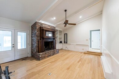 225 Beacon Hill 5