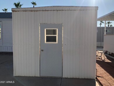 SHED W/ELECTRICTY