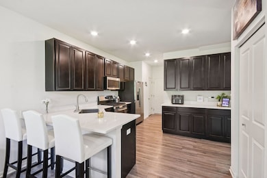 1548 Wind Energy Pass, Batavia, IL 60510 - photo 6