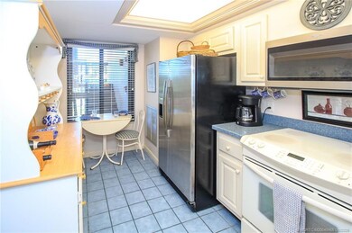 4540 NE Sandpebble Trace unit 302, Stuart, FL 34996 - photo 6
