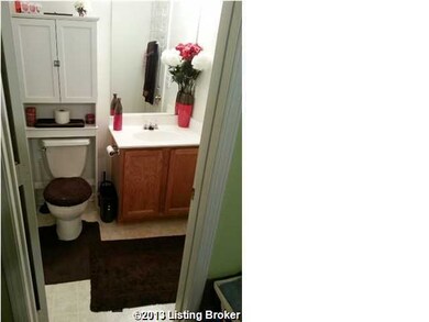 8447 Grand Trevi Dr, Louisville, KY 40228 - photo 7