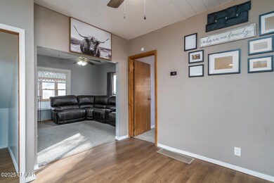 615 N 7th St, Grand Forks, ND 58203 - photo 6
