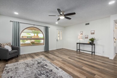 4063 E Concho Ave, Mesa, AZ 85206 - photo 7