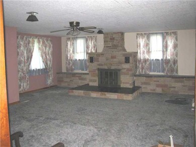 100 Pine St, Homer City, PA 15748 - photo 3