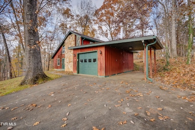 321 Pitkin Dr, Kingsport, TN 37664 - photo 2