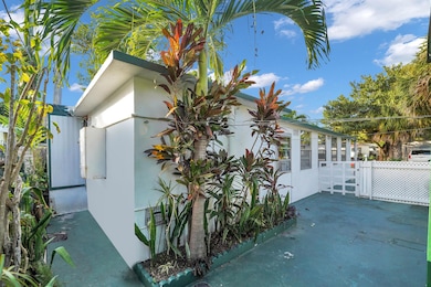 2078 NE 135th Ln, North Miami Beach, FL 33181 - photo 5