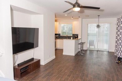 3016 Laurel Ridge Cir, Riviera Beach, FL 33404 - photo 2