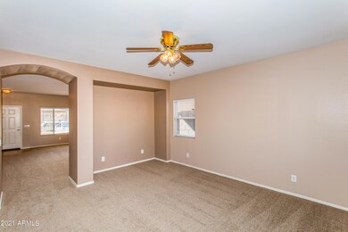 07 Family Room