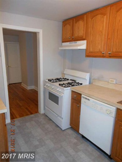 3225 Kentucky Ave, Baltimore, MD 21213 - photo 7