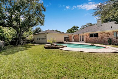 341 Dawn Hill Dr, Friendswood, TX 77546 - photo 3