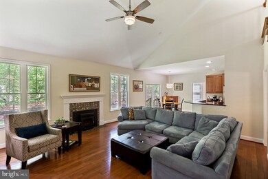 14880 Ivanhoe Ct, Swan Point, MD 20645 - photo 7