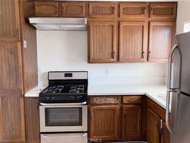 2322 Vineyard Ave, Los Angeles, CA 90016 - photo 7