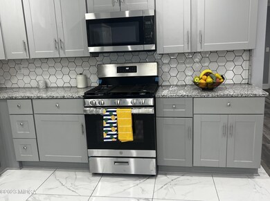Gas stove
