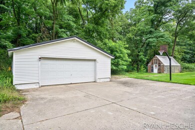 Oversized 2 Stall Garage