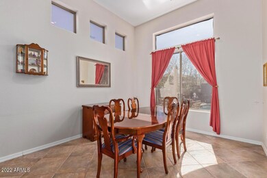 6-Dining Room