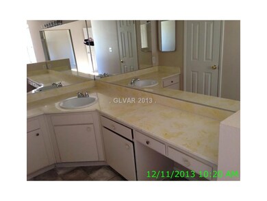 Master Bath/Spa.