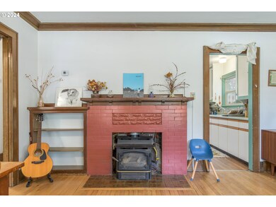 211 Ash St, Eugene, OR 97402 - photo 6