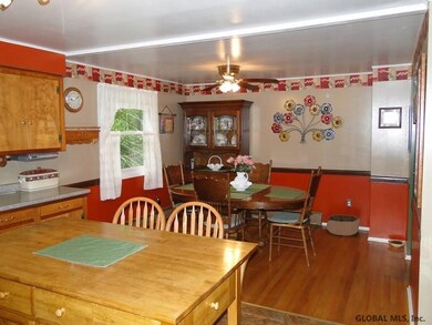 9 Phillip St, Troy, NY 12180 - photo 7