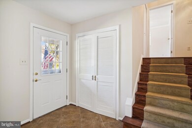 5408 Amberwood Ln, Rockville, MD 20853 - photo 5