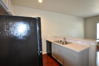 217 Price Ln unit 18, Weatherford, TX 76085 - photo 6