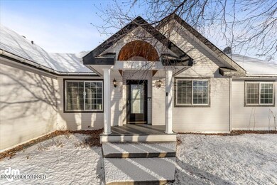 04-FRONT EXTERIOR_NTCD_IMG_5