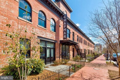 Chapman Stables unit 329, Washington, DC 20001 - photo 3