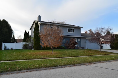 1553 Audubon Dr, Waterloo, IA 50701 - photo 2