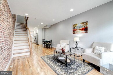 214 S Robinson St, Baltimore, MD 21224 - photo 3