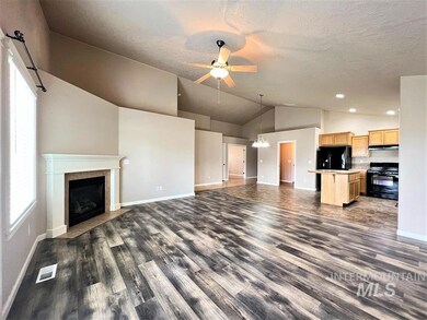 16446 N Greens Ct, Nampa, ID 83687 - photo 6