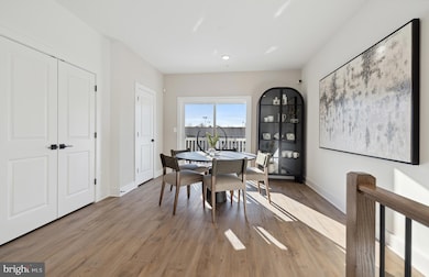 3033 Nina Clarke Dr, Rockville, MD 20850 - photo 4