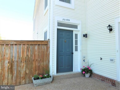 20499 Cool Fern Square, Ashburn, VA 20147 - photo 4