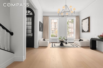 222 E 61st St, New York, NY 10065 - photo 5