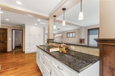 2585 Westmont Blvd (Interior Staged)-19