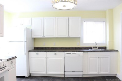 eat in kitchen