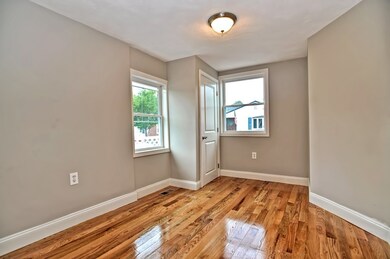 80 Putnam St unit 1, Winthrop, MA 02152 - photo 3