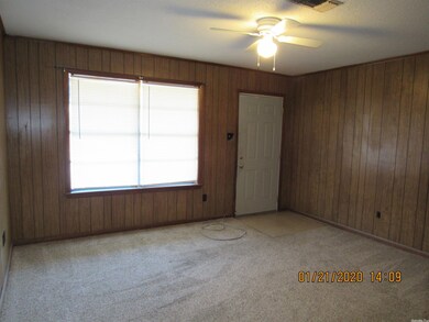 597 4th Ave, Conway, AR 72032 - photo 3