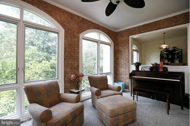 9474 Turnberry Dr, Potomac, MD 20854 - photo 2