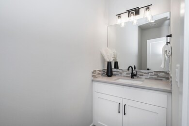 63223 Lavacrest St unit Lot 3, Bend, OR 97703 - photo 4