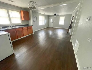 1309 E Oak St, Dexter, MO 63841 - photo 7