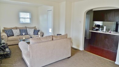 520 W Holmes Rd, Lansing, MI 48910 - photo 6