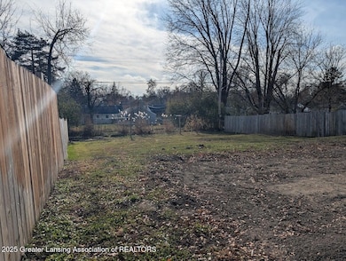 2817 W Willow St, Lansing, MI 48917 - photo 3