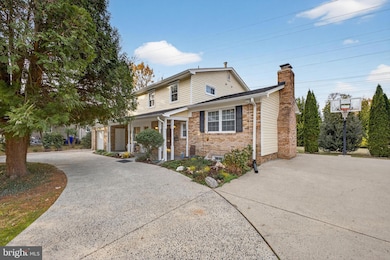 11500 Deborah Dr, Potomac, MD 20854 - photo 2