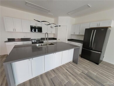 2842 Allen Dr, Edinburg, TX 78539 - photo 5